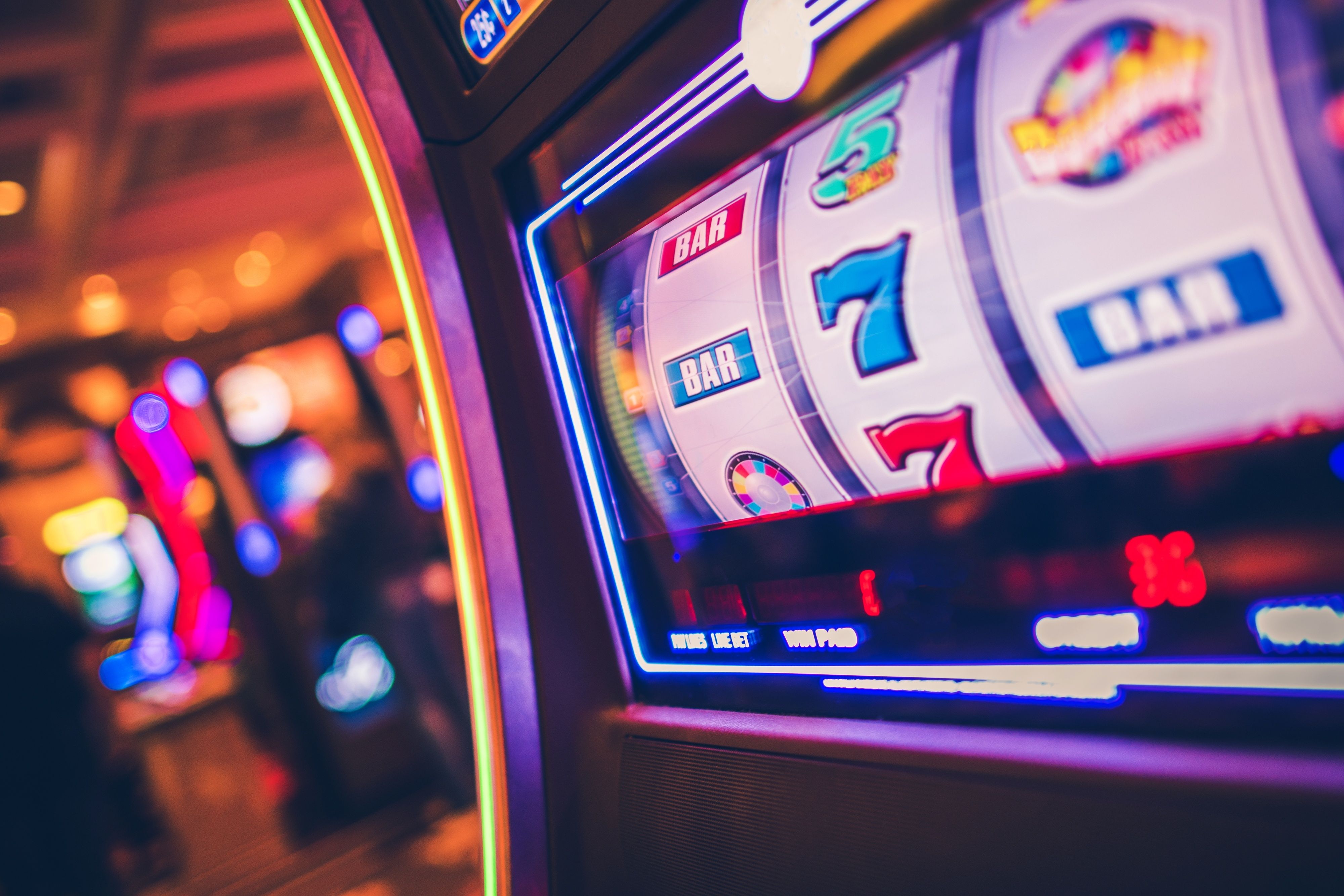 warga 777 Live Dealer Tables at Your Fingertips